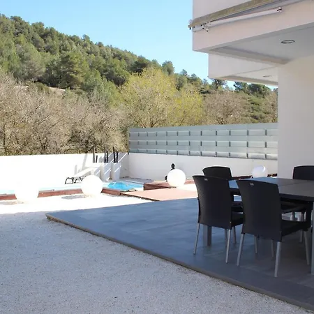 Tara Villa *