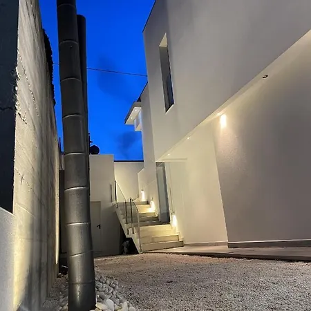 Villa Tara *